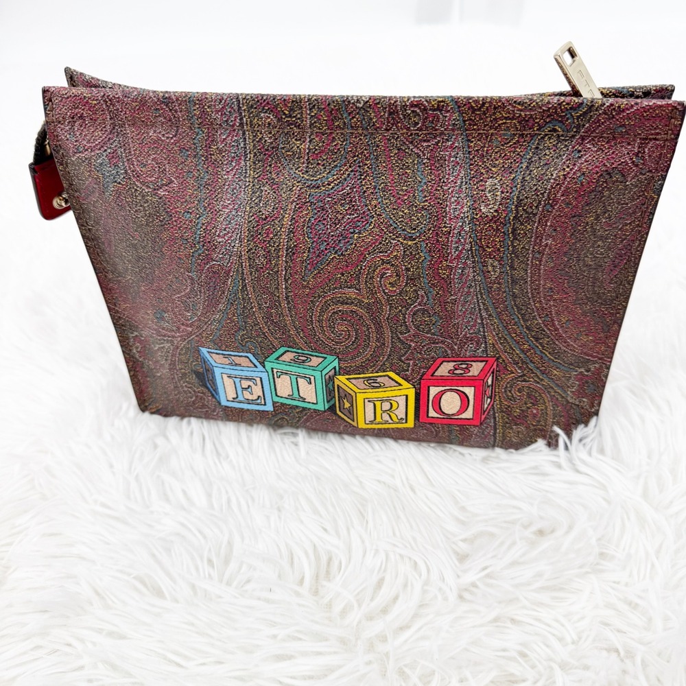 Etro Milano Paisley Rocking Horse Pegasus Pouch Bag 1H784 2426 Made in Italy